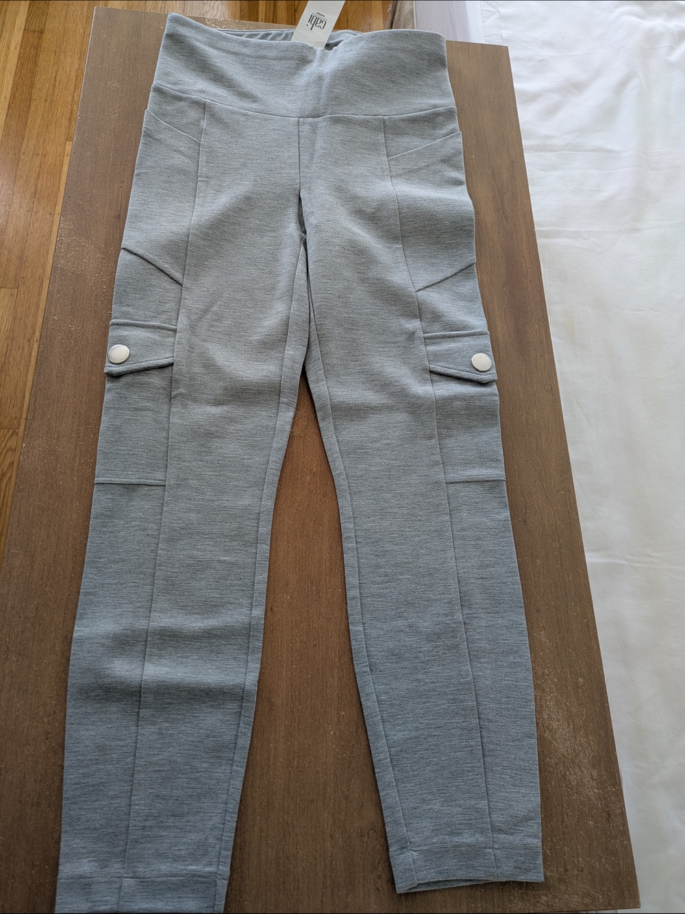 Cabi spring 2022 Runaway legging - NWT- XS